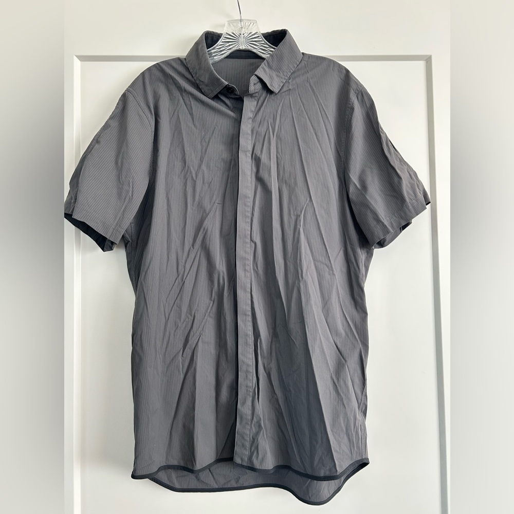 COPY - LULULEMON MENS POLO SZ MEDIUM